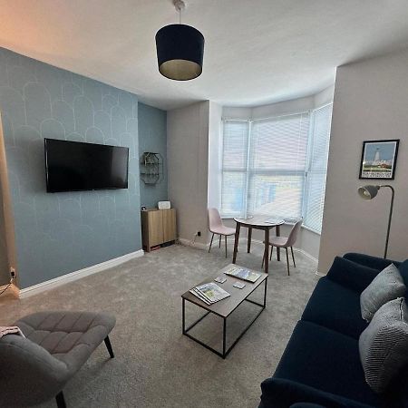 Marine View - Dog Friendly Apartment 500Ft From Beach Bridlington Eksteriør billede