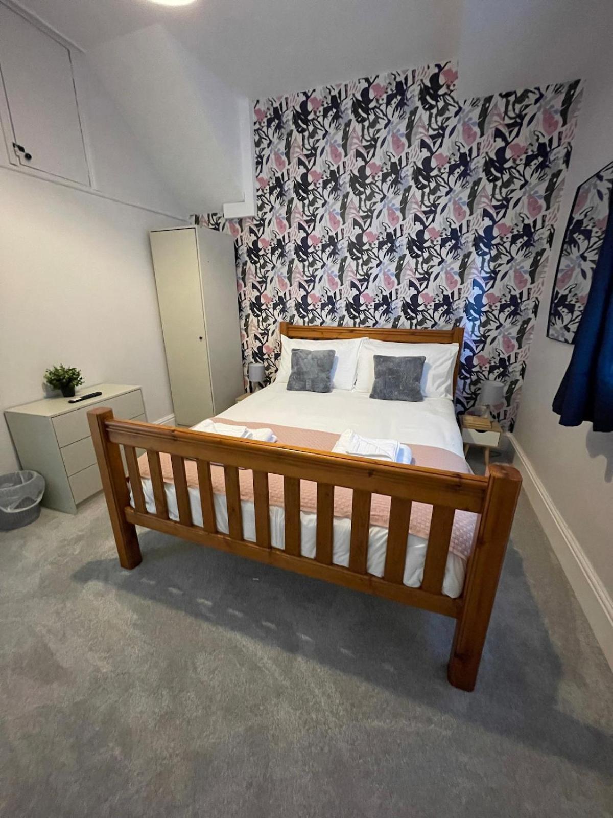 Marine View - Dog Friendly Apartment 500Ft From Beach Bridlington Eksteriør billede